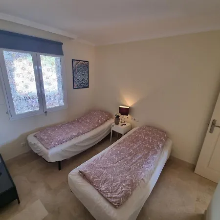Appartement Elegant With Fantastic Views At The Of Calahonda *