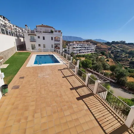 Elegant With Fantastic Views At The Of Calahonda Sitio de Calahonda