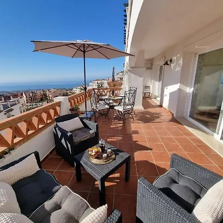 Elegant With Fantastic Views At The Of Calahonda Appartement Sitio de Calahonda